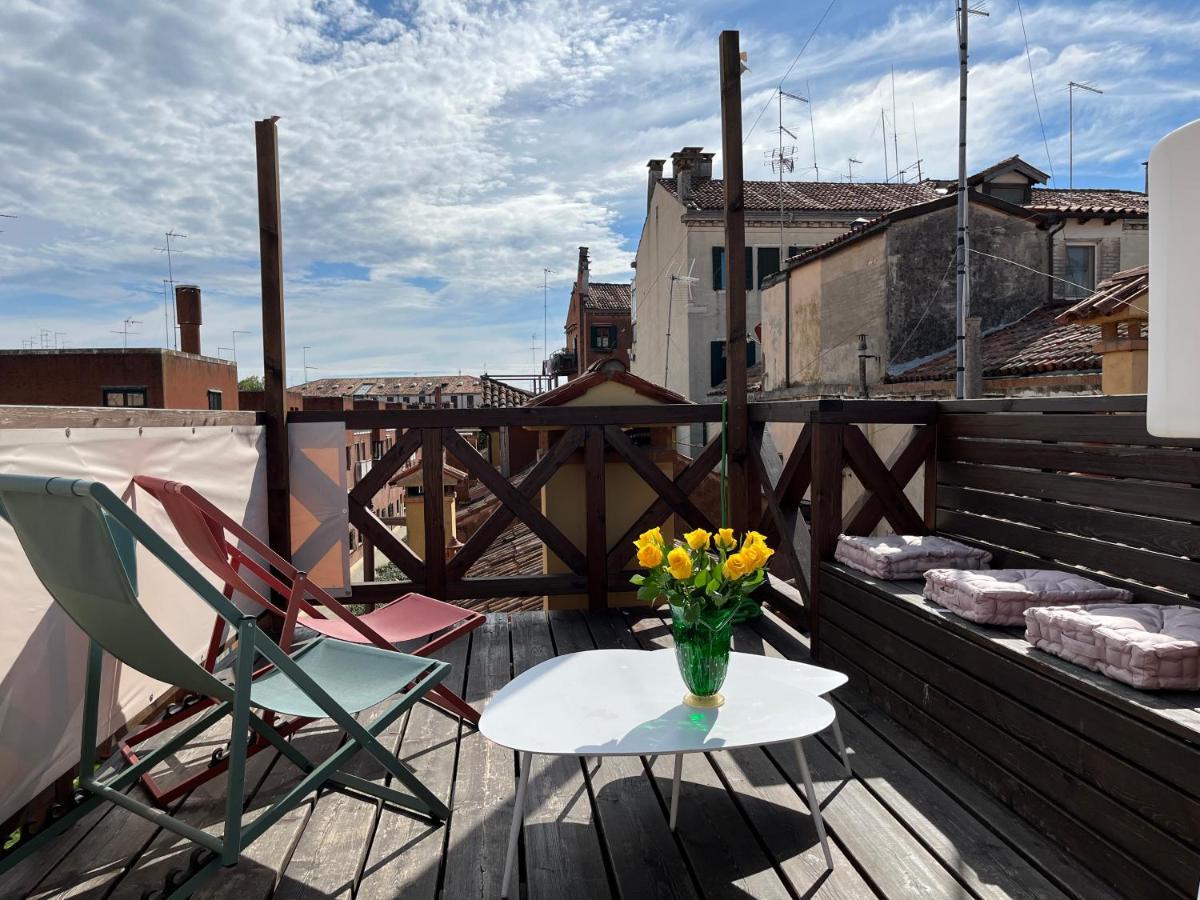 Holiday home Palazzo Veneziano Direct At The Canal With Roof Terrace *